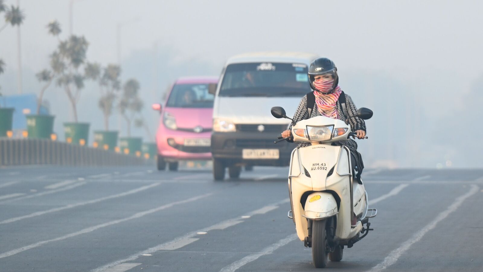 Delhi pollution: BS3 petrol, BS4 diesel car ban lifted, but with a rider