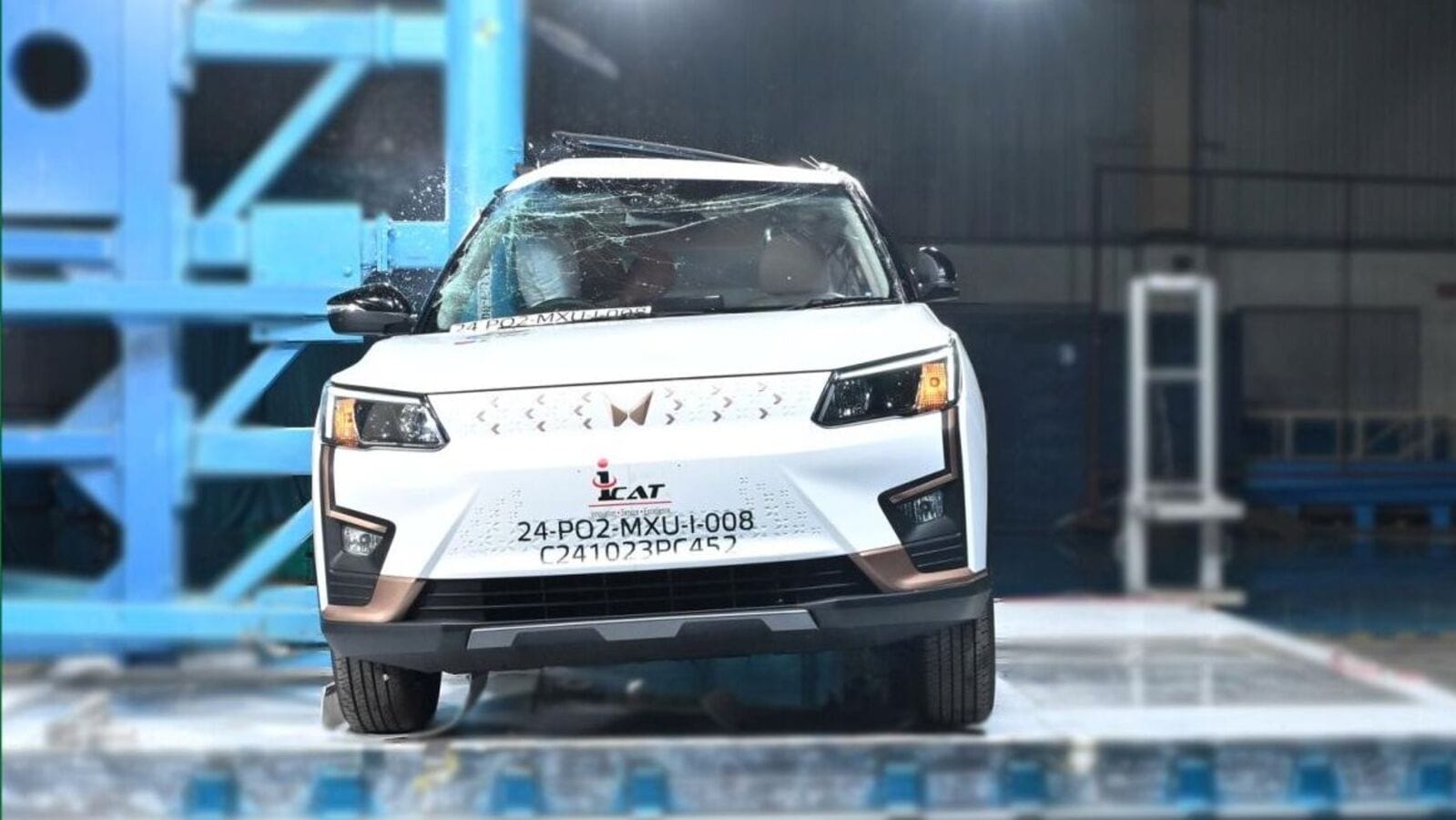 XUV 400 vs Punch EV, Nexon EV: Bharat NCAP safety ratings compared