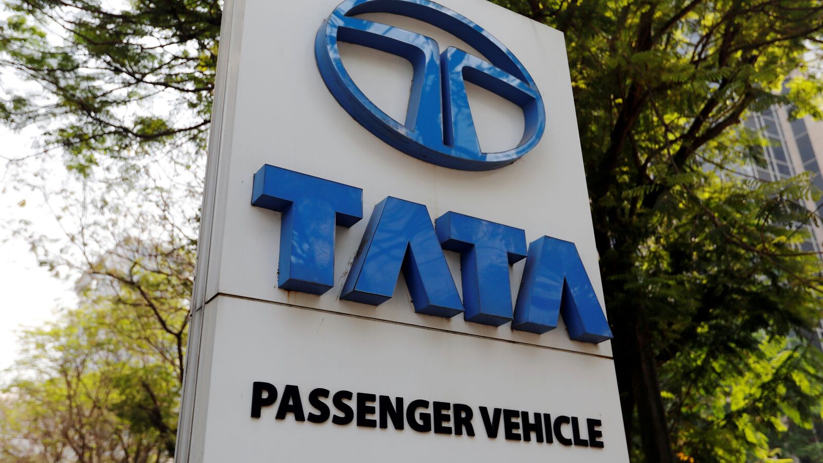 Tata Motors misses Q2 profit estimates over weak sales, expects festive turnaround