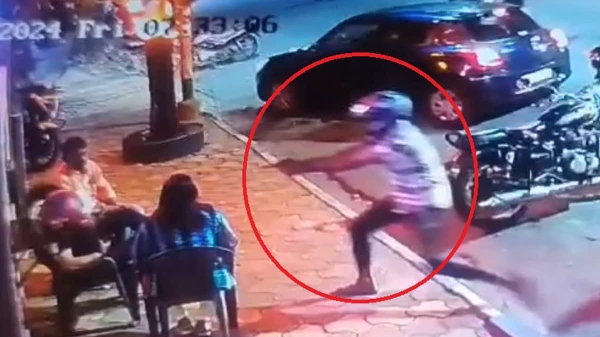 On Cam | TMC Leader Beats Death By Whisker As Shooter's Gun Fails To Fire - News18