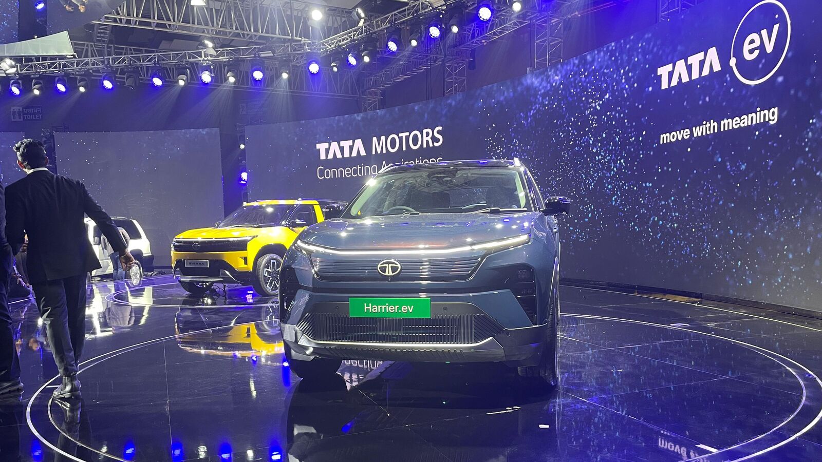 Bharat Mobility 2025: Production-ready Tata Harrier EV breaks cover