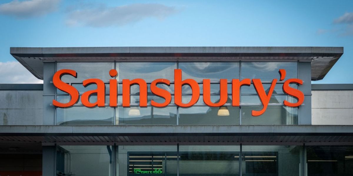 Sainsbury's announces 'inflation-busting' pay rise for 118,000 employees