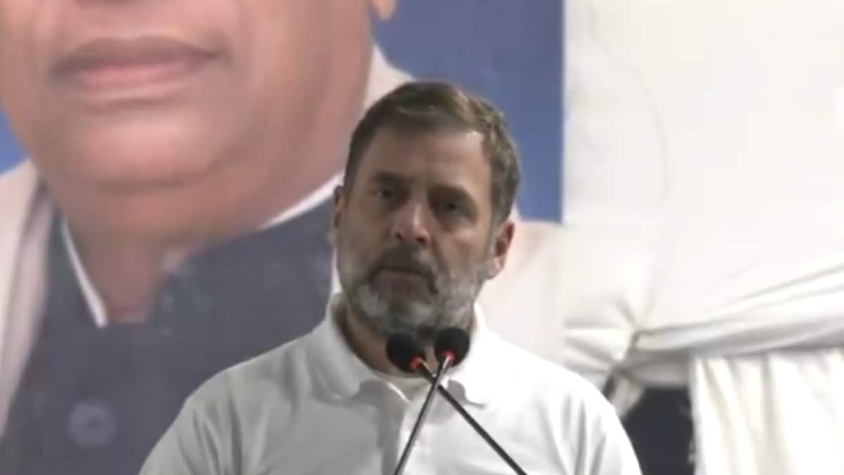 'PM Modi & Kejriwal Failed': Rahul Gandhi Launches Scathing Attack At Delhi Rally; AAP Chief Reacts - News18