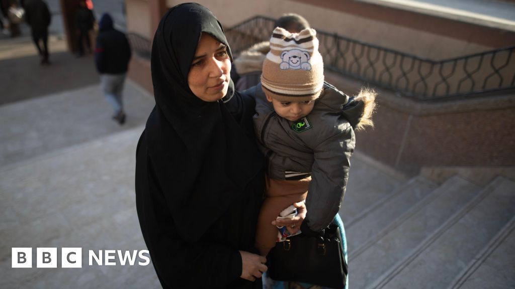 Sick and wounded Palestinians leave Gaza as Rafah crossing reopens