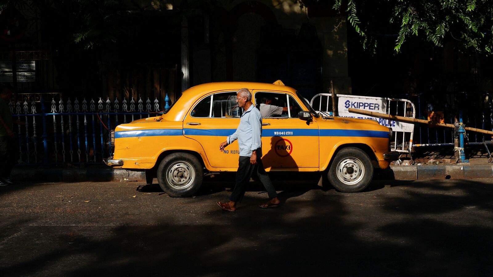 CNG yellow taxis to ply on Kolkata's roads soon